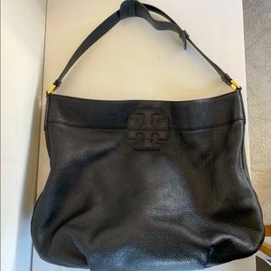 💯💰going to breast cancer. Tory Burch all black pebble soft leather. Double T